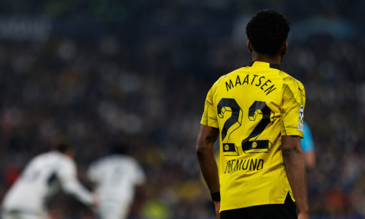 Maatsen im Trikot von Borussia Dortmund